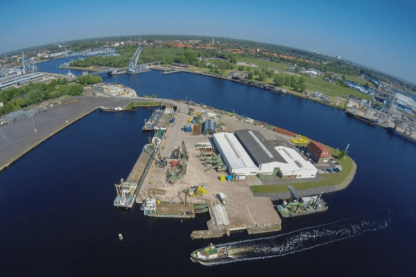 Hafeninsel von oben - Boskalis Offshore GmbH