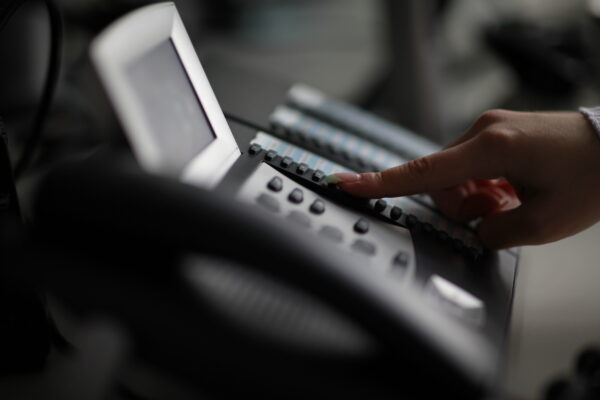 Telefon, Hand #3 - SELOS Informationssysteme GmbH