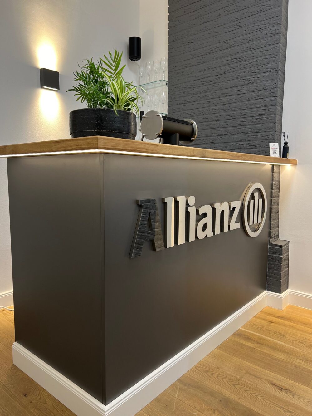 Bild 2 - Allianz Versicherung Christian Dirks