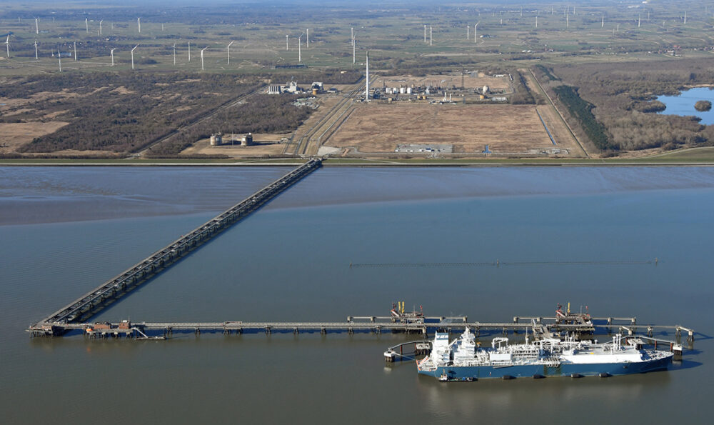 WestlakeVinnolit-Wilhelmshaven Jetty_web - Westlake Vinnolit GmbH & Co. KG